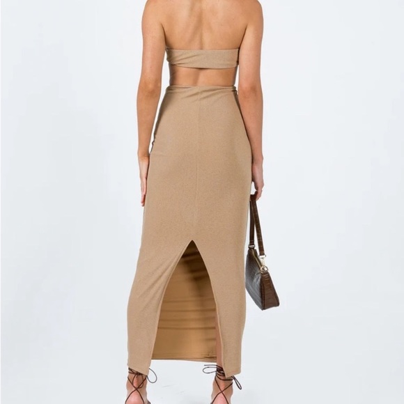 Princess Polly Knot Front Cutout Maxi Dress - Picture 3 of 10